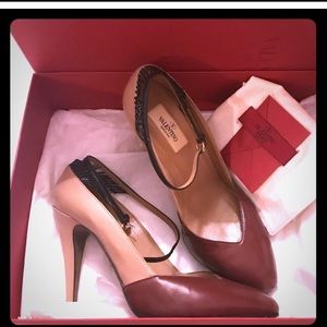 Valentino Gavarani color block heels size 38 - shoes only
